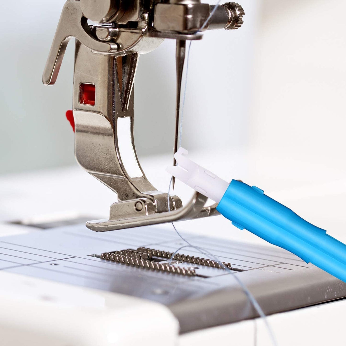 Needle Threader